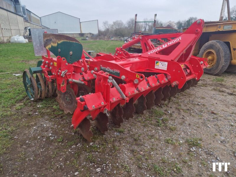 Stubble cultivator Vogel & Noot TERRADISC on sale on ITT1878