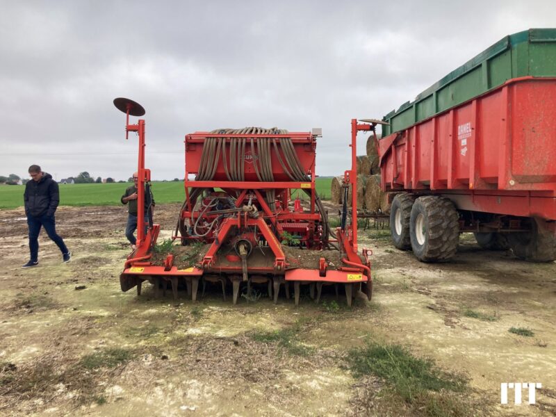 Grada rotativa Kuhn HR 303 + VENTA LC 30 en venta en el ITT1878