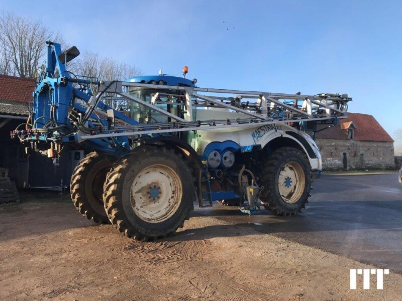 Self-propelled sprayer Matrot MAESTRIA 36M on sale on ITT1878