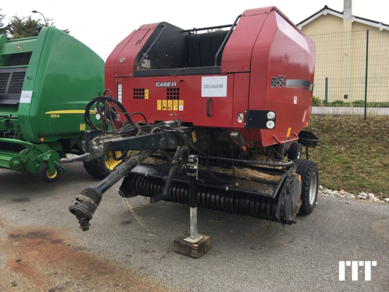 Round baler Case IH RB 454 on sale on ITT1878