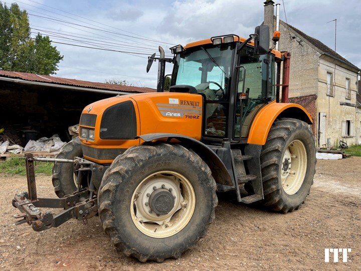 Tractor agricola Renault ARES 710 en venta en el ITT1878